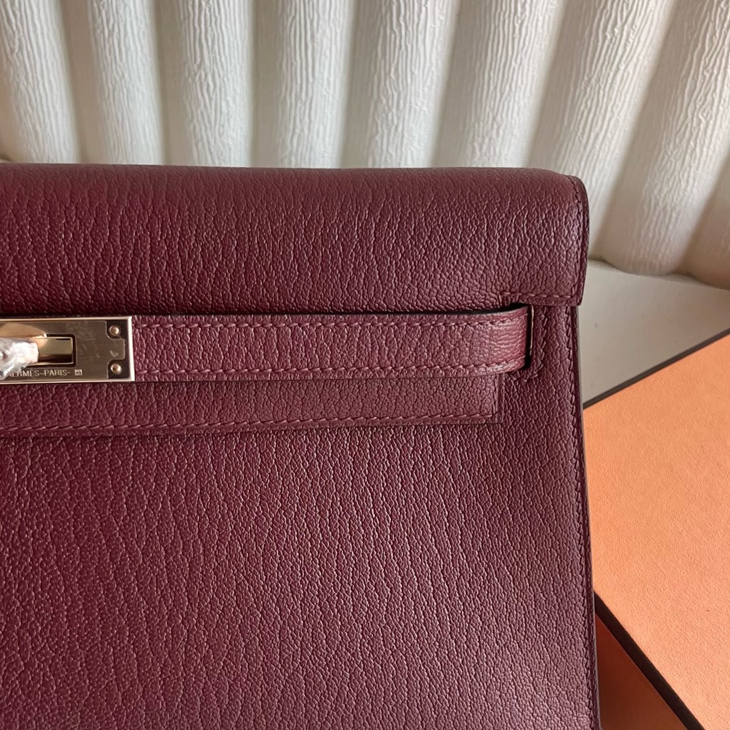 Kelly Elan 27cm Chevre imported goatskin Color: Ck55 Hermès Red Rouge H Rghw Fully handmade wax stitching Rose gold buckle customized✈️ - Image 2