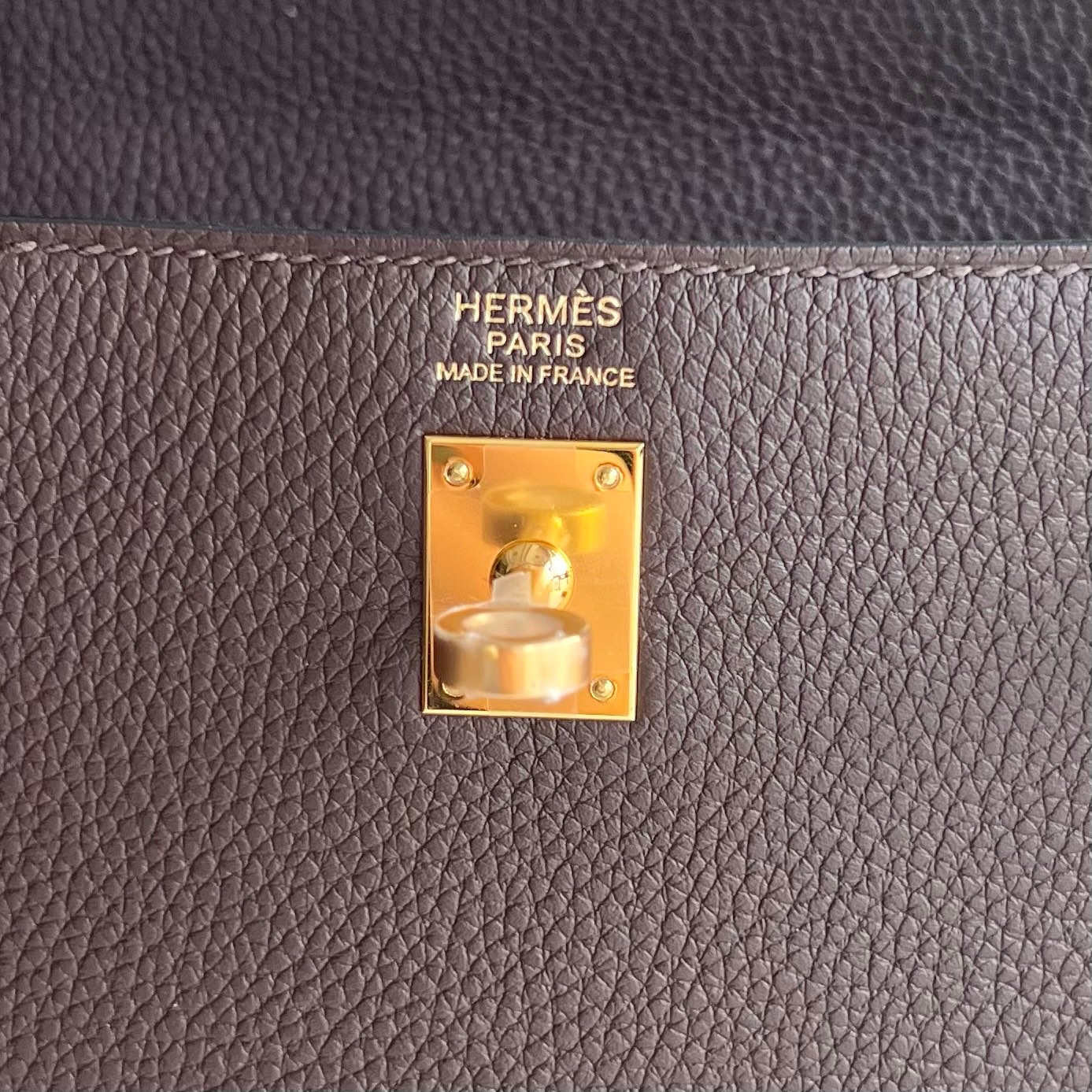 Kelly 25cm Togo original calfskin imported from Germany Color: 47 Chocolate Chocolate color Fully handmade wax thread sewing Gold buckle customized✈️ - Image 7