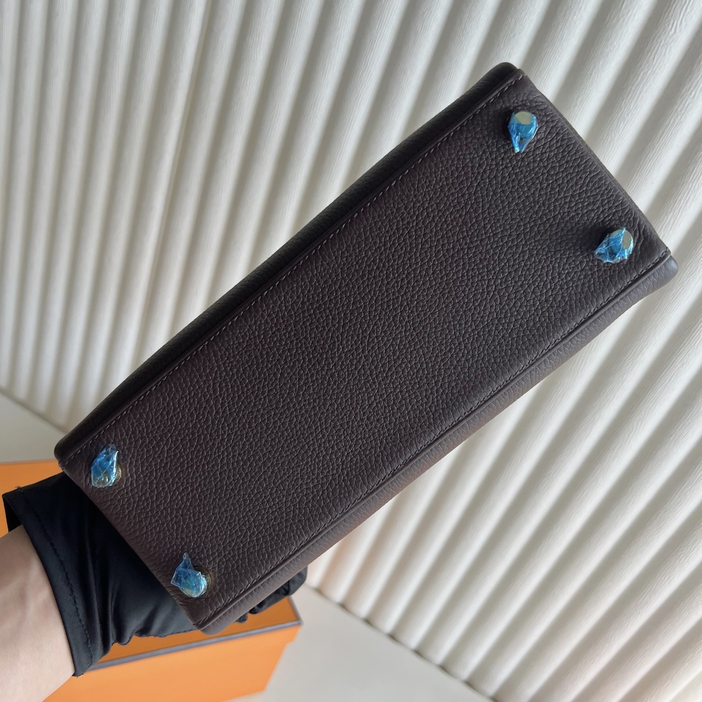 Kelly 25cm Togo original calfskin imported from Germany Color: 47 Chocolate Chocolate color Fully handmade wax thread sewing Gold buckle customized✈️ - Image 10