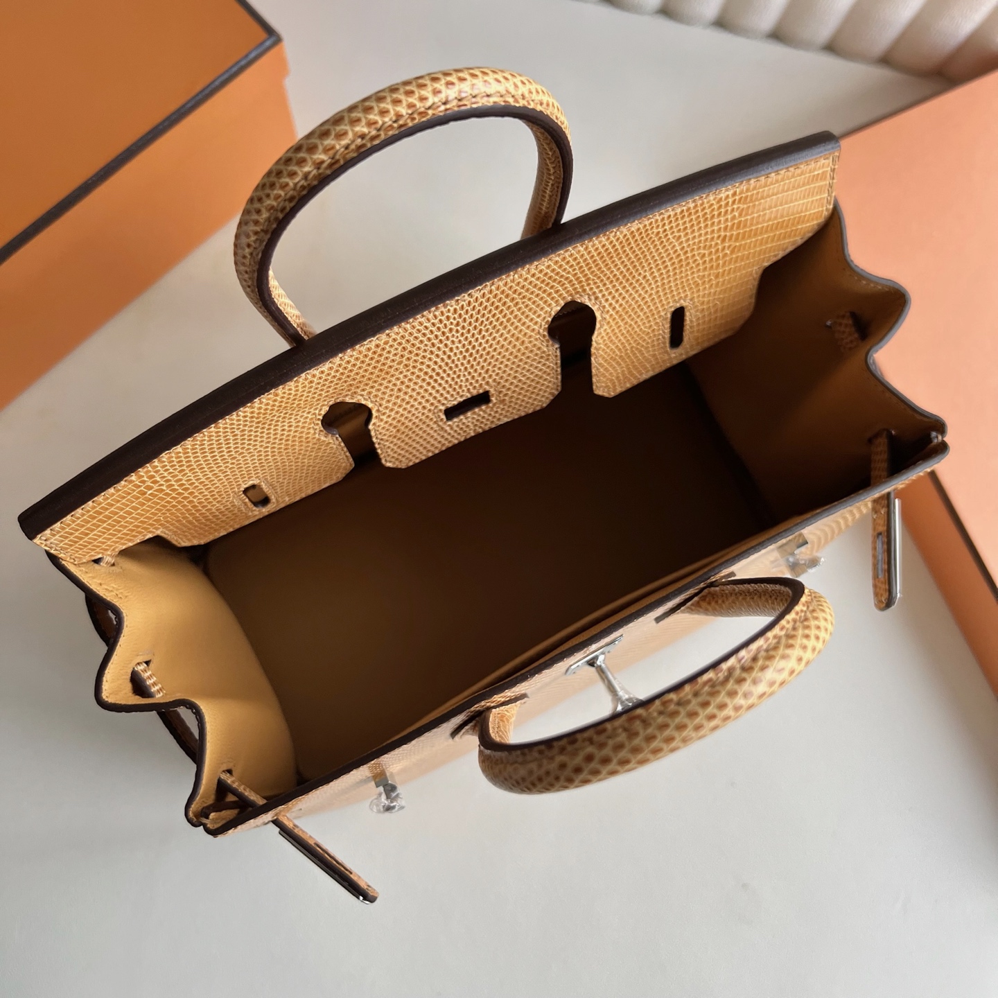 Spot Birkin 25cm Lizard imported lizard skin Color: 2S sesame color, fully handmade wax stitching Phw Stock - Image 6