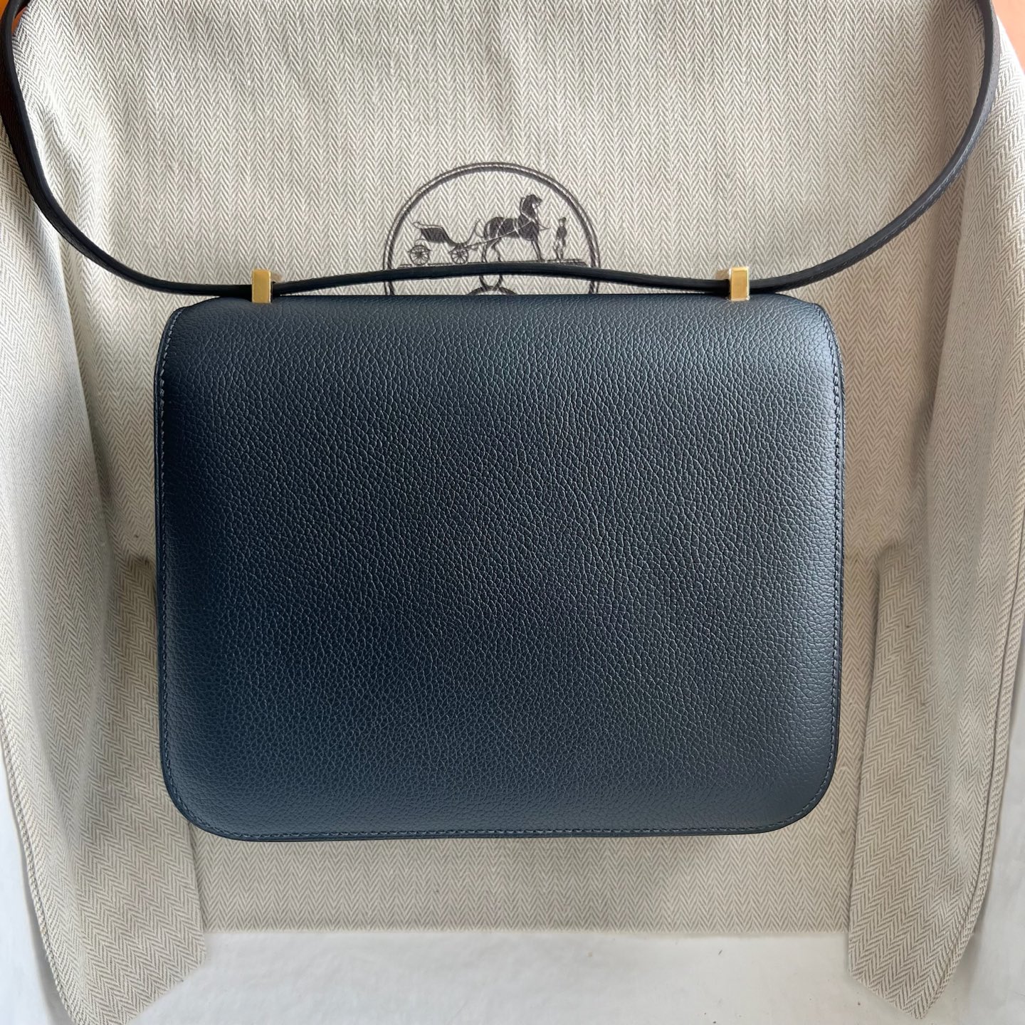 Constance 18cm Evercolor Color: 3Y navy blue, all handmade wax stitching Customized✈️ - Image 11