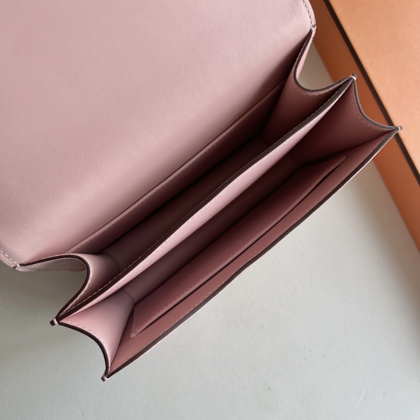 Constance 18cm Chever original imported goatskin Color: 3Q new pink Rose Sakura, fully handmade wax thread sewing Phw customized✈️ - Image 6