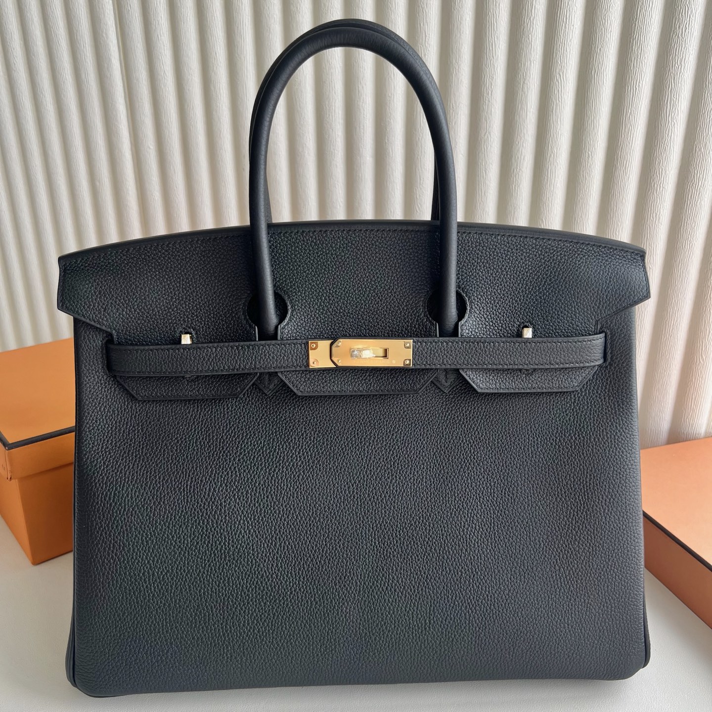 Birkin 35cm Togo original imported German calfskin Color: 89 black Noir, fully handmade wax stitching Gold buckle customized✈️ - Image 11