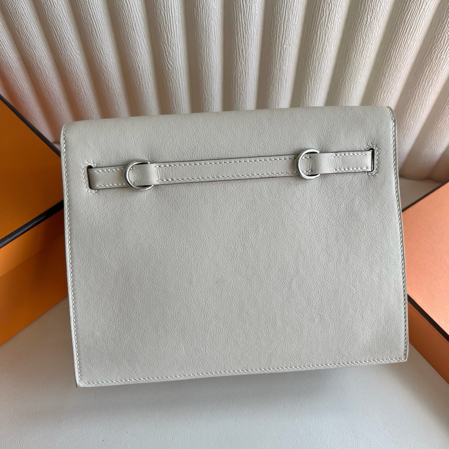 In stock Kelly danse 22cm Swift Color: CC10 milkshake white Craie fully handmade wax stitching Phw Stock - Image 4