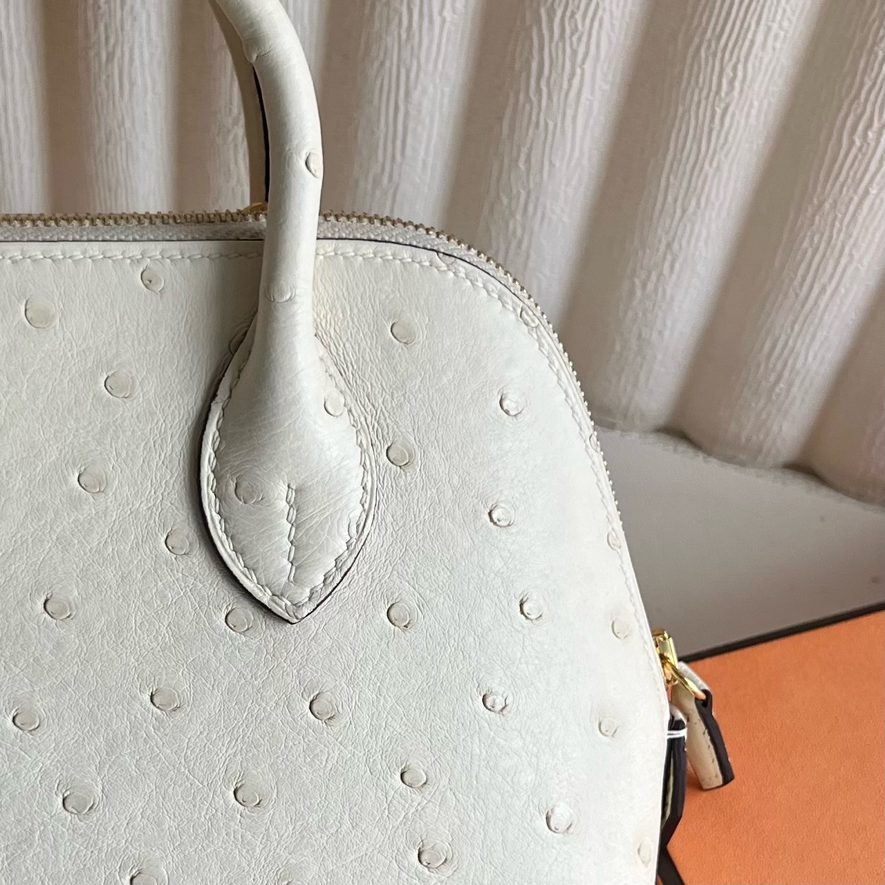 Mini Bolide 20cm Ostrich original imported kk ostrich leather Color: I2 cream white Nata fully handmade wax thread sewing Gold buckle customized✈️ - Image 2