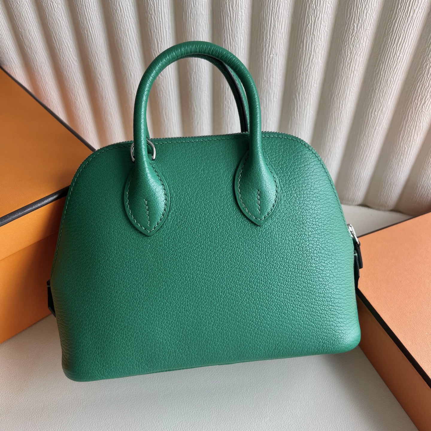 Mini Bolide 20cm Chever Color: U4 velvet green, fully handmade wax thread sewing Silver buckle customized✈️