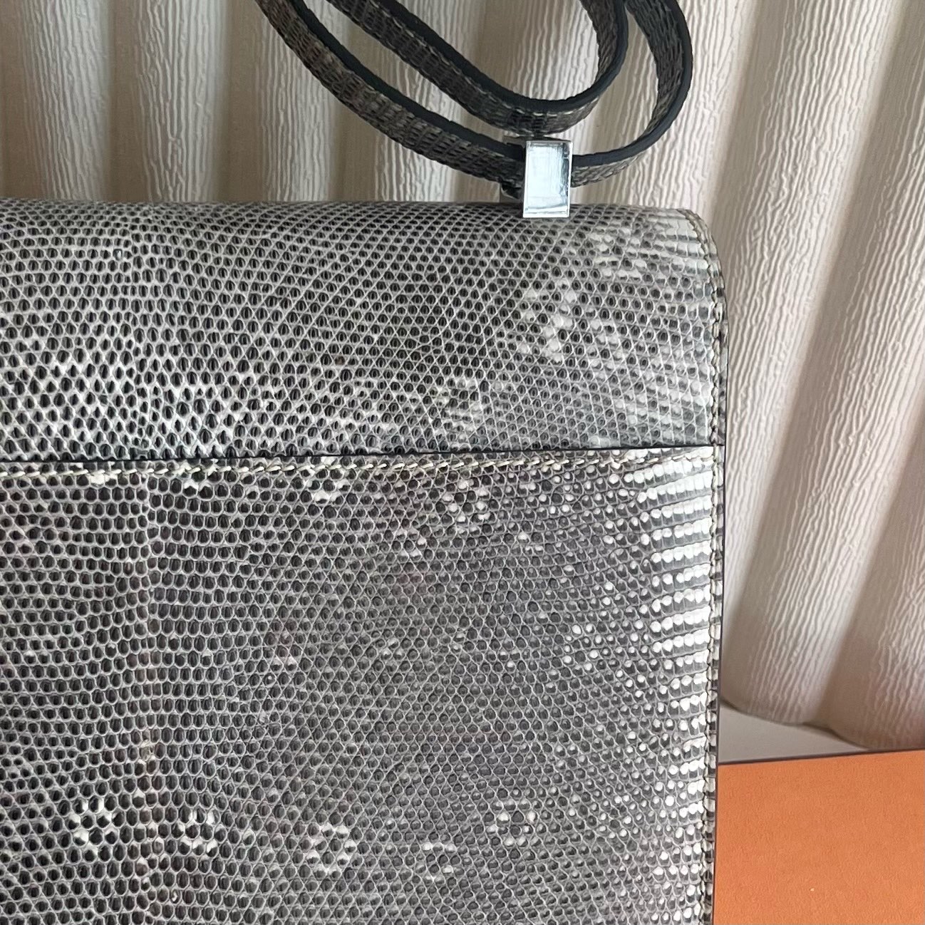 Verrou 21cm Lizard imported lizard skin Color: 1B Ombre natural color, fully handmade wax stitching Silver buckle customized✈️ - Image 5