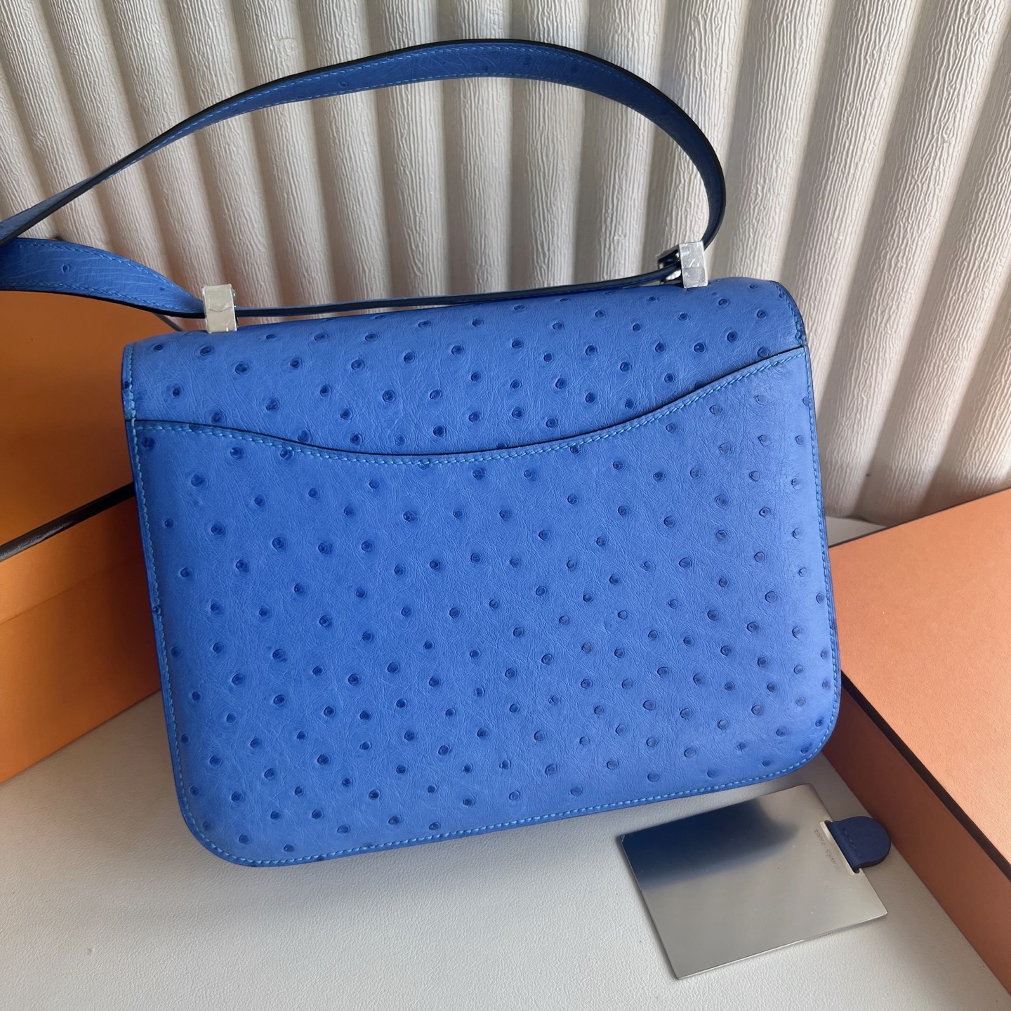 Constance 24cm single layer mirror model🪞Ostrich Color: O7 cornflower blue, fully handmade wax stitching Silver buckle customized✈️ - Image 4