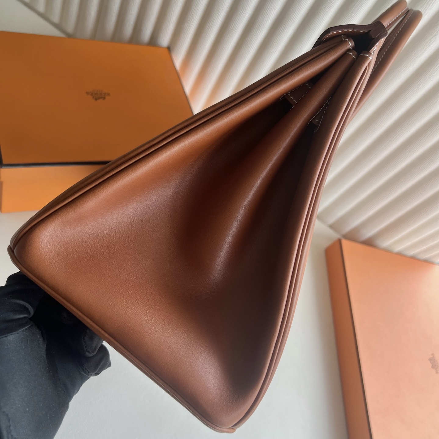 Birkin 35cm Barenia plain saddle leather Color: 37 golden brown Gold Fully handmade wax stitching Original hardware hand-engraved Gold buckle customized✈️ - Image 3