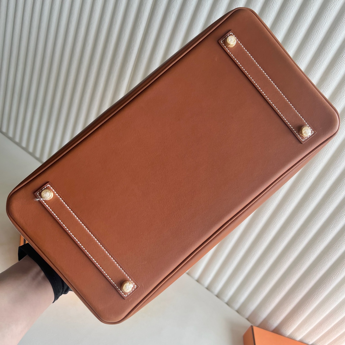 Birkin 35cm Barenia plain saddle leather Color: 37 golden brown Gold Fully handmade wax stitching Original hardware hand-engraved Gold buckle customized✈️ - Image 10