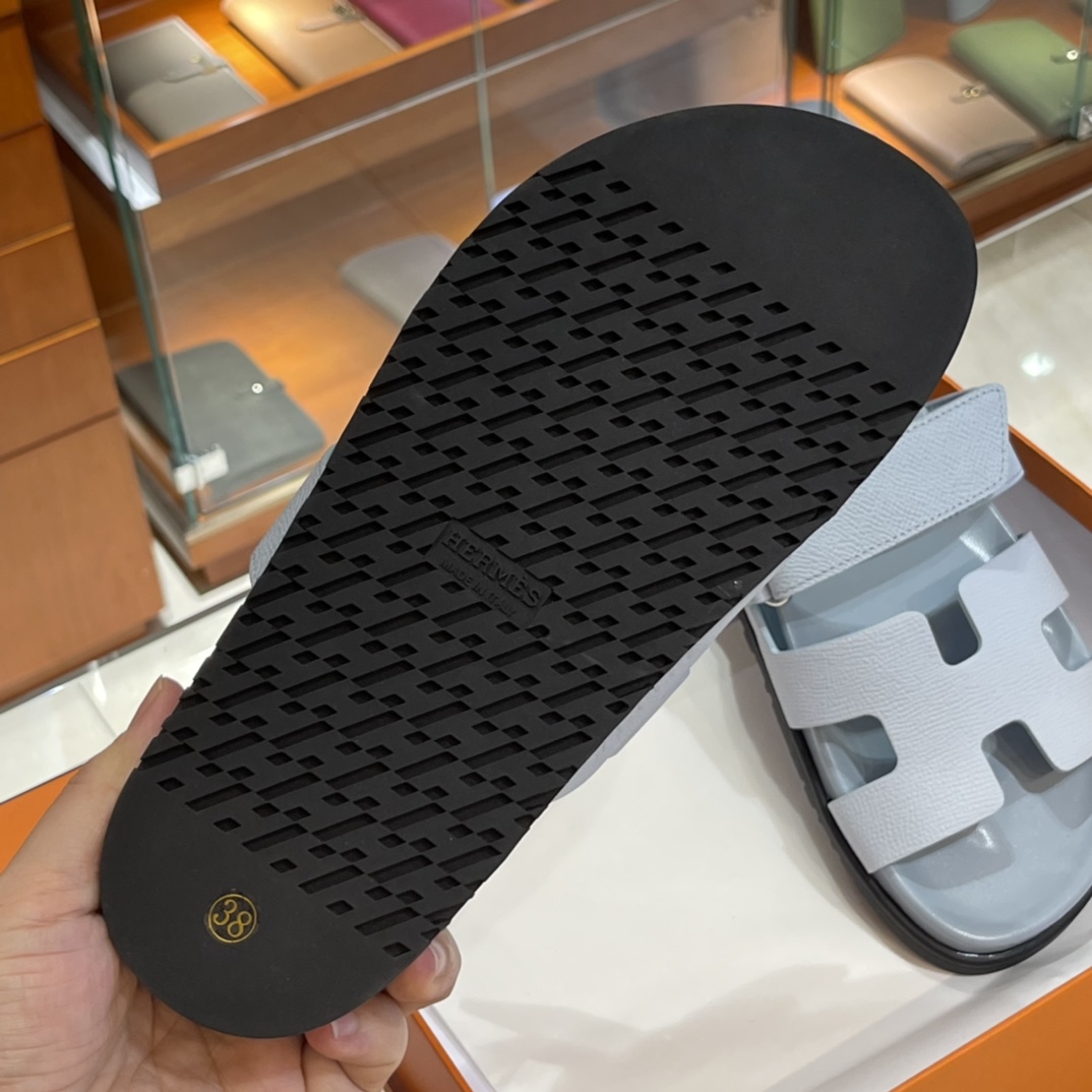 The new color of H family’s chypre shoes🐎🐎🐎 is so cute - Image 9