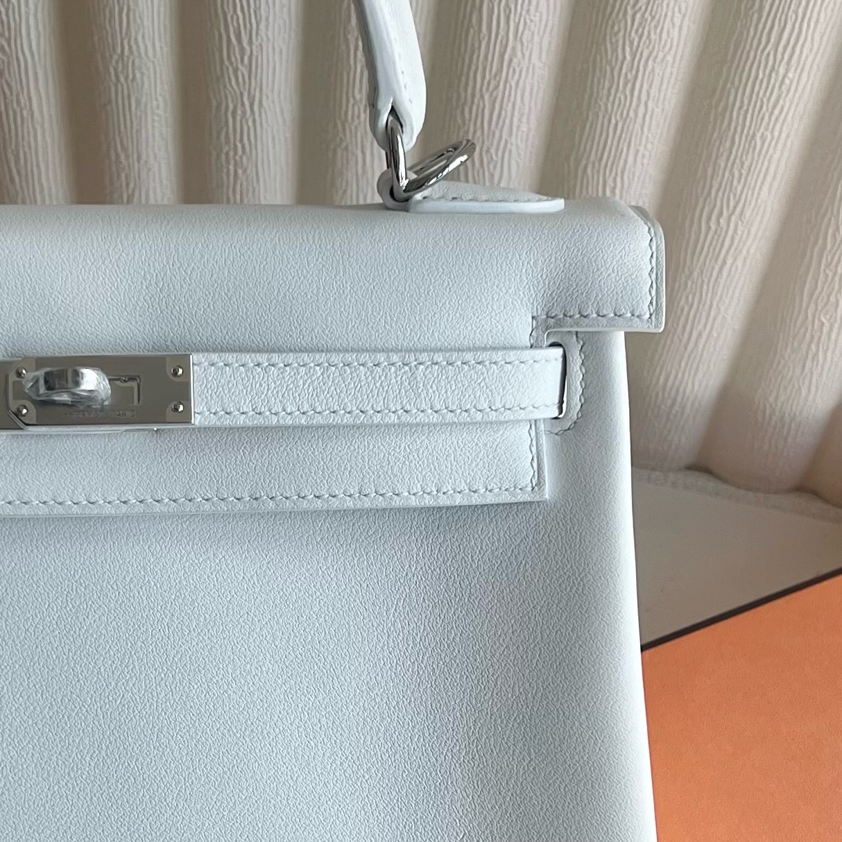 Kelly 25cm Swift original imported plain leather Color: 01 pure white, white silver buckle, fully handmade wax stitching Silver buckle customized✈️ - Image 2