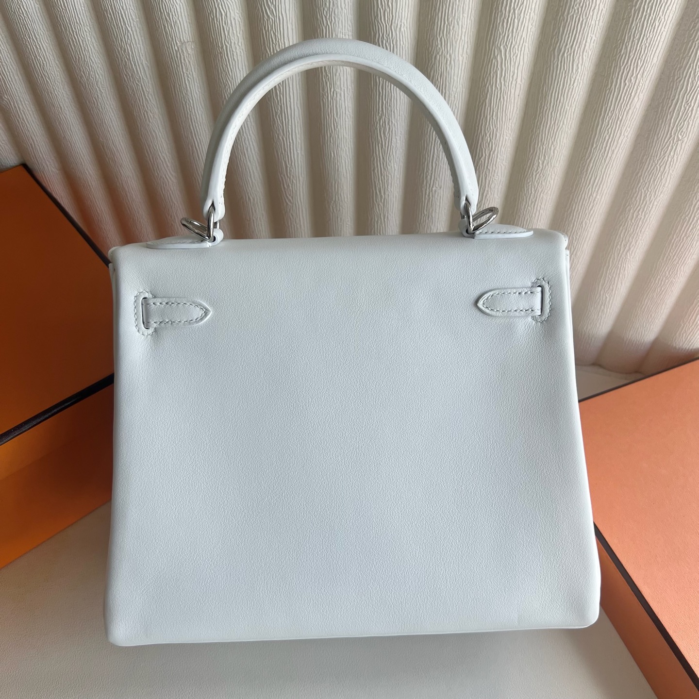 Kelly 25cm Swift original imported plain leather Color: 01 pure white, white silver buckle, fully handmade wax stitching Silver buckle customized✈️ - Image 4