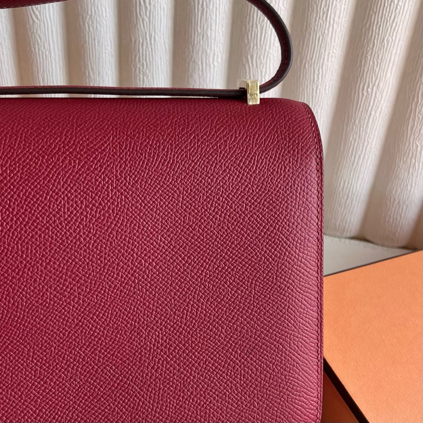Constance 18cm Epsom Color: K1 garnet red rouge grenat Ghw Fully handmade wax stitching Gold buckle customized✈️ - Image 5