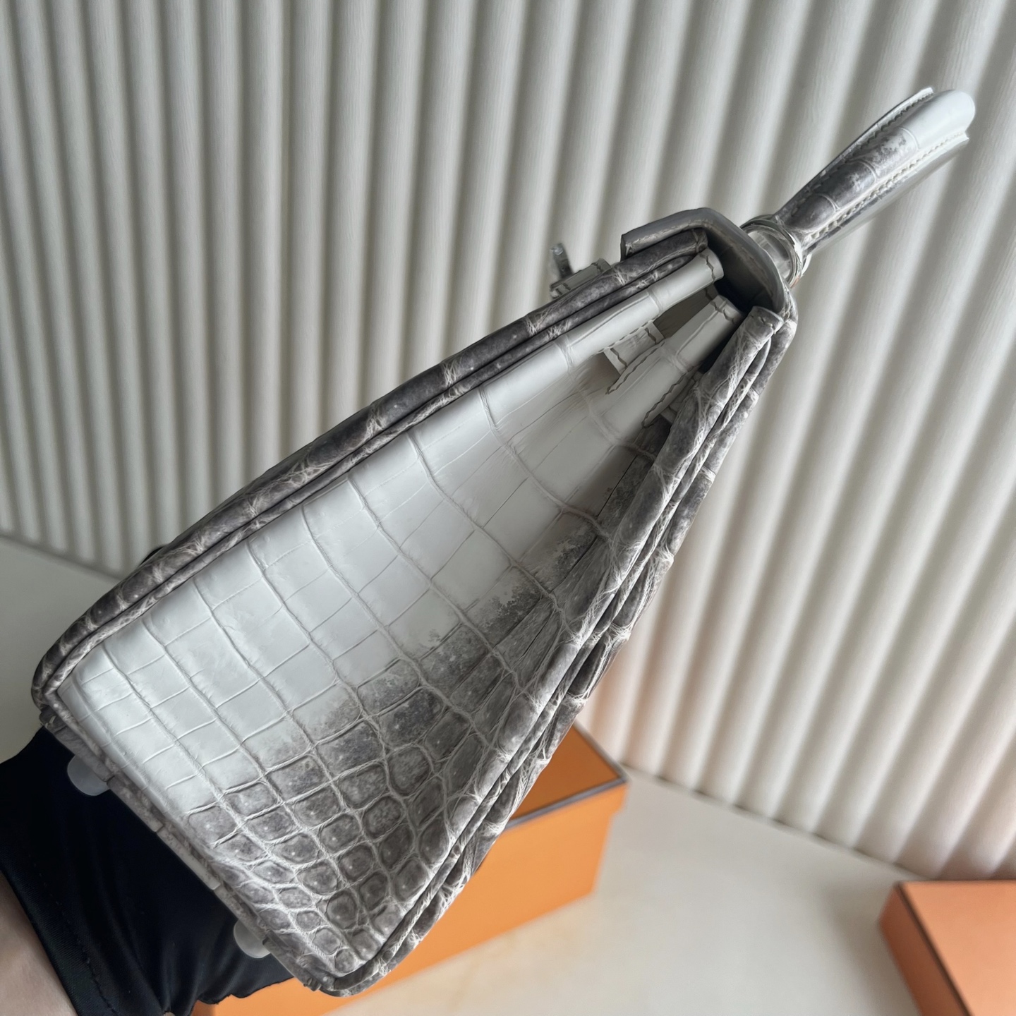 Spot Kelly 25cm Himalayan Himalayan Original imported Hac crocodile leather, fully handmade wax stitching Silver buckle Stock - Image 3