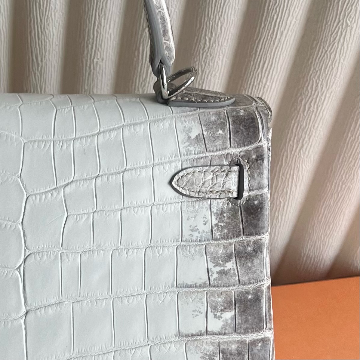 Spot Kelly 25cm Himalayan Himalayan Original imported Hac crocodile leather, fully handmade wax stitching Silver buckle Stock - Image 5