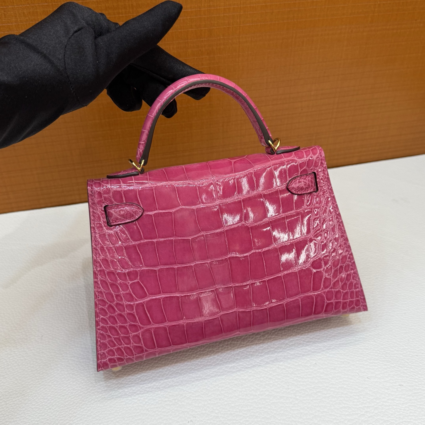 Kelly Mini Glossy American Alligator Color: 5j peach pink, gold buckle, fully handmade wax stitching Shiny Alligator Crocodile Ghw Stock - Image 8