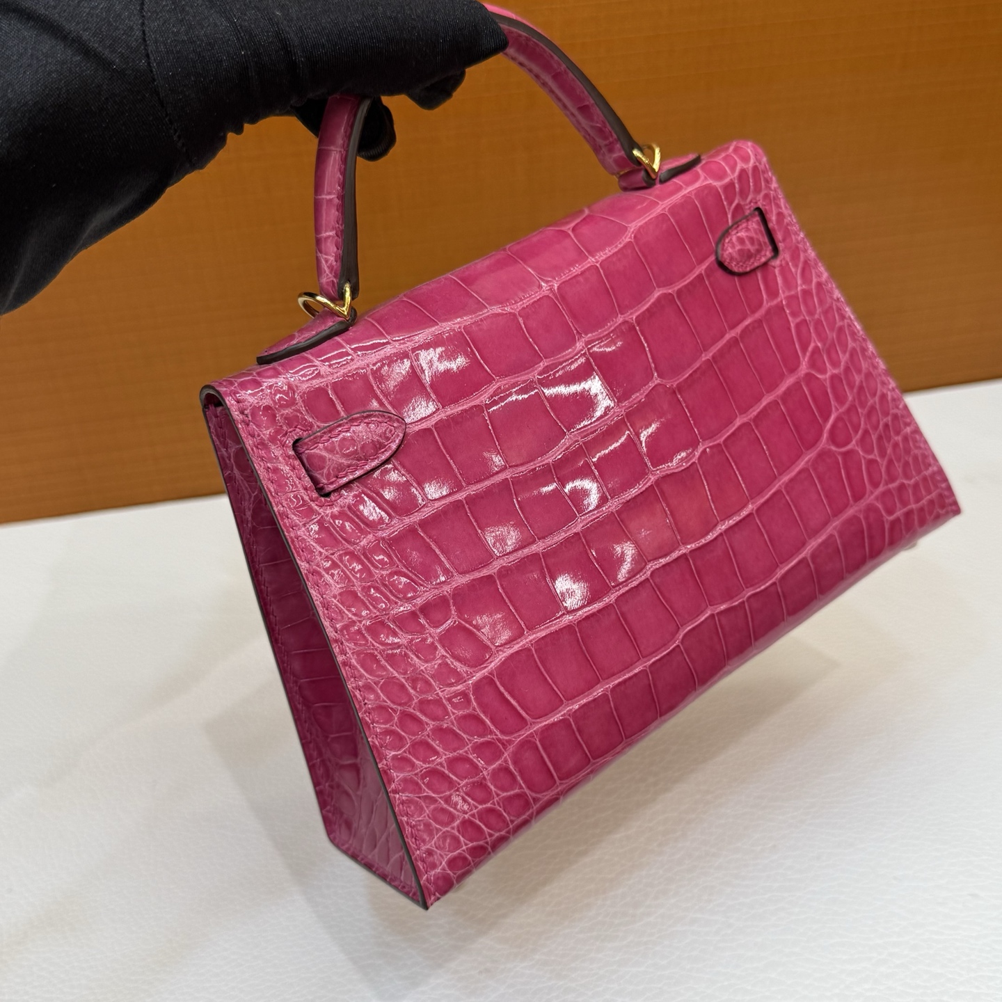 Kelly Mini Glossy American Alligator Color: 5j peach pink, gold buckle, fully handmade wax stitching Shiny Alligator Crocodile Ghw Stock - Image 7