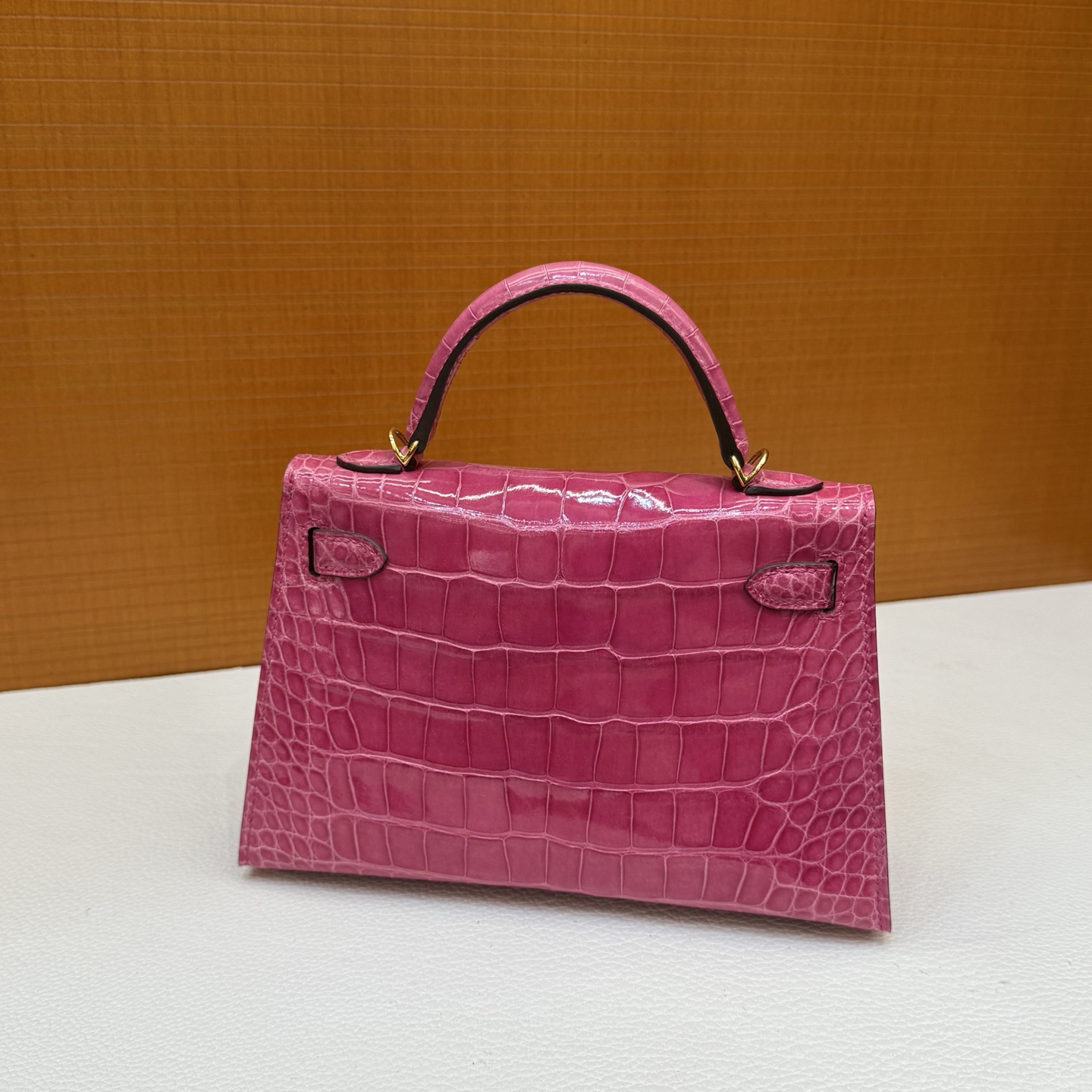 Kelly Mini Glossy American Alligator Color: 5j peach pink, gold buckle, fully handmade wax stitching Shiny Alligator Crocodile Ghw Stock - Image 16