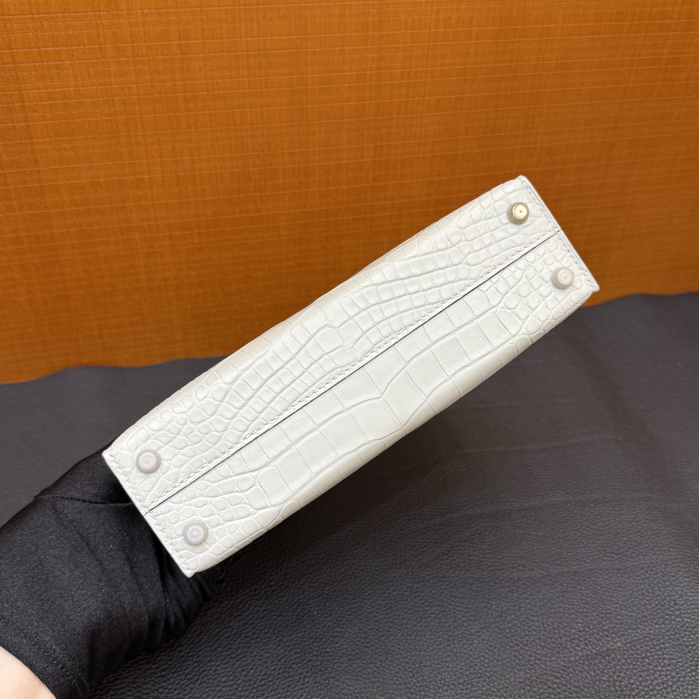 Kelly Mini 19cm Matte American Alligator Color: 0W ice crystal gray, silver buckle, fully handmade wax stitching Matte Alligator Crocodile Phw Stock - Image 10