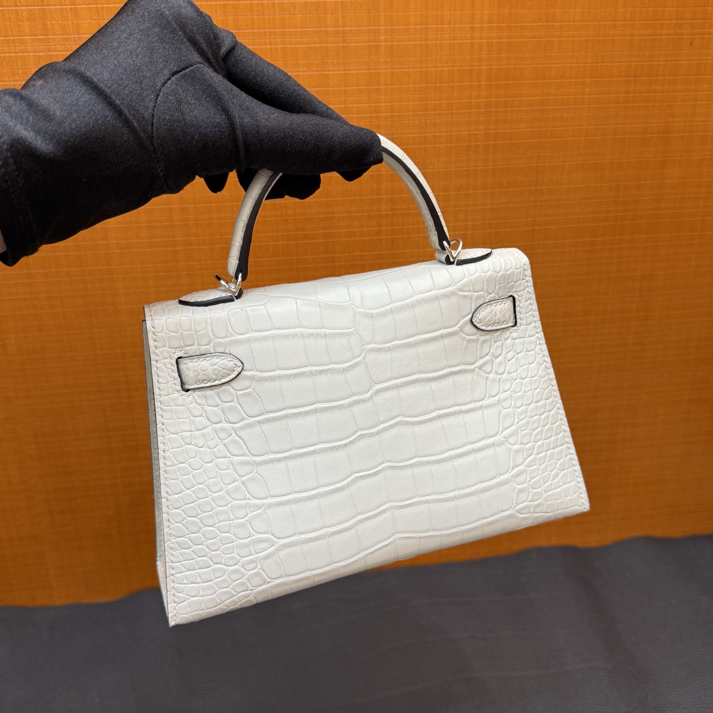 Kelly Mini 19cm Matte American Alligator Color: 0W ice crystal gray, silver buckle, fully handmade wax stitching Matte Alligator Crocodile Phw Stock - Image 13