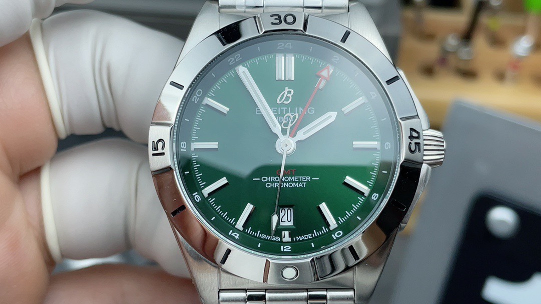 Bls Breitling Green Plate Ocean🌊 Attached real-life video - Image 2