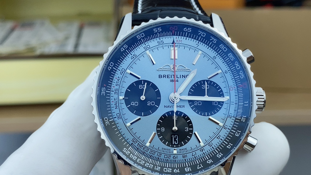 Breitling Ice Blue Ocean Chronograph - Image 2
