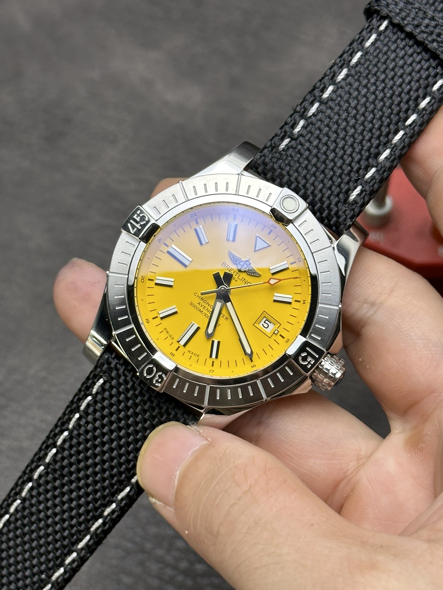 TF Breitling Yellow Wolf shipped actual photos - Image 3