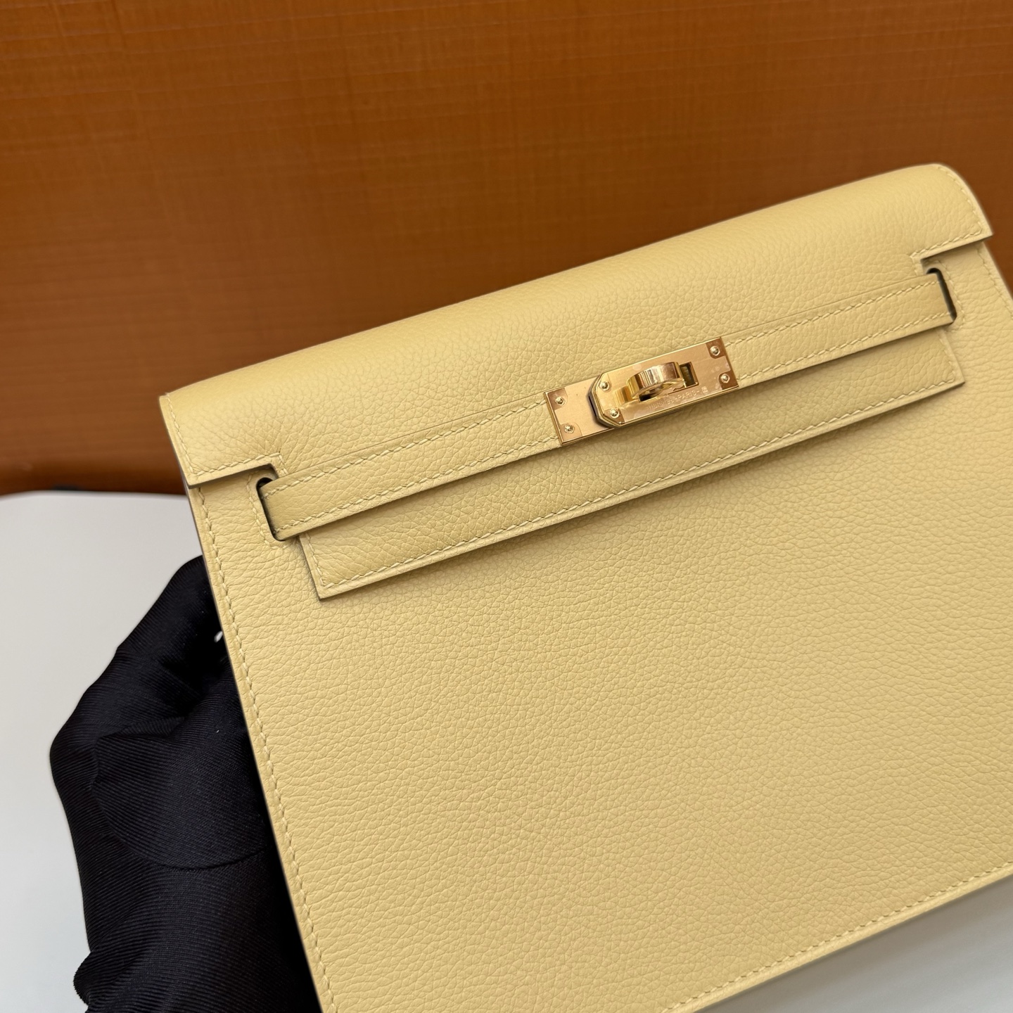 KellyDanse 22cm Evercolor Color: 1Z chick yellow, fully handmade wax thread sewing Gold buckle customized✈️ - Image 3