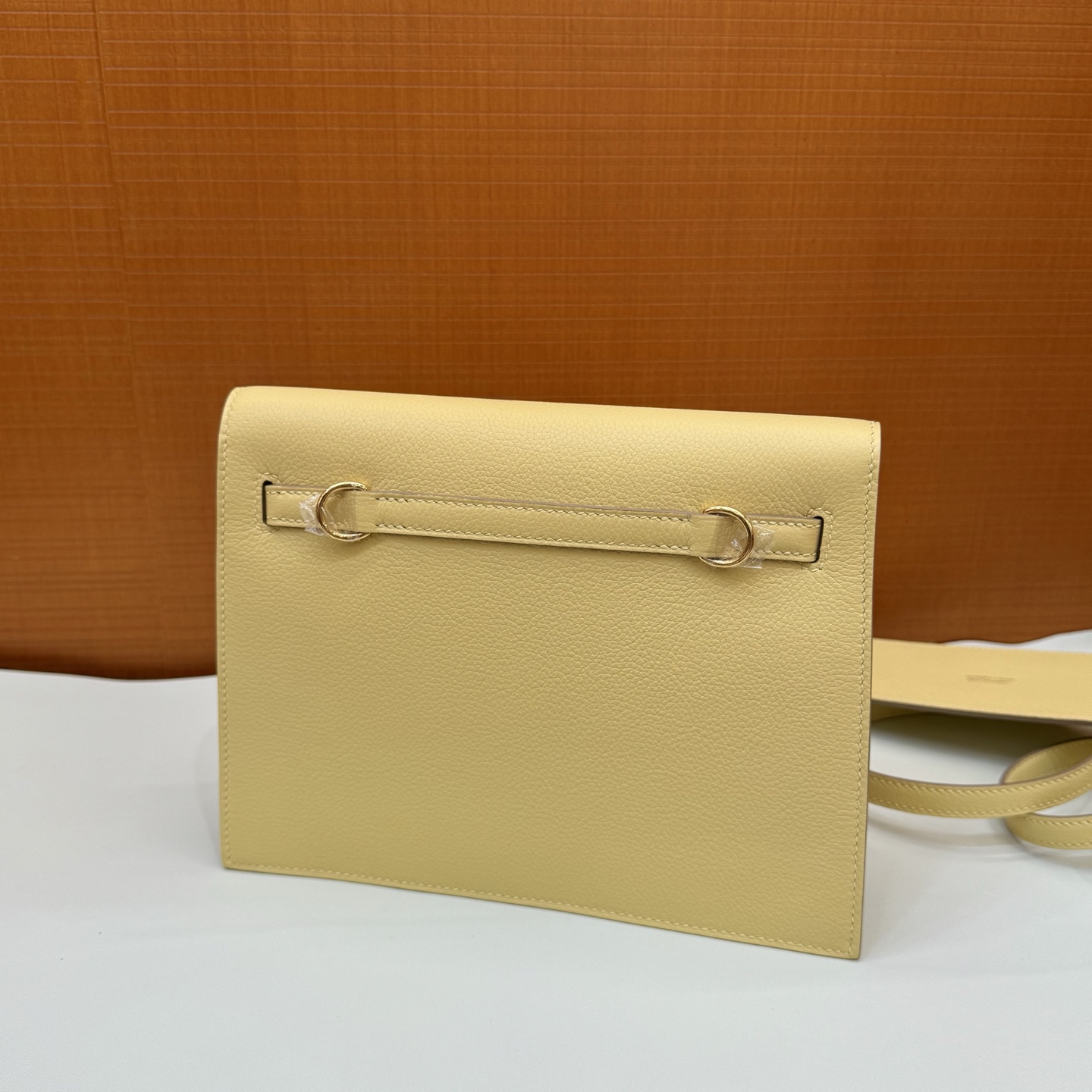 KellyDanse 22cm Evercolor Color: 1Z chick yellow, fully handmade wax thread sewing Gold buckle customized✈️ - Image 5