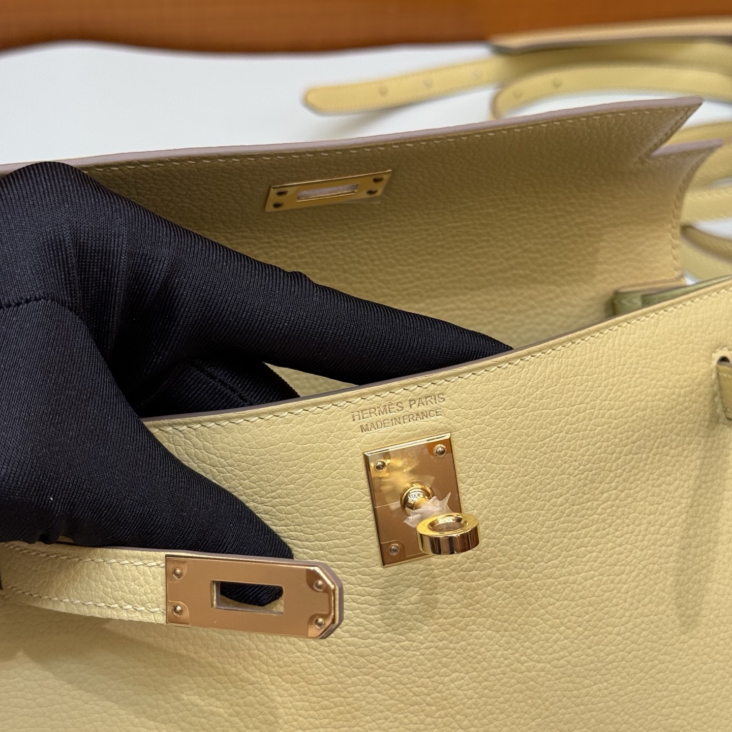 KellyDanse 22cm Evercolor Color: 1Z chick yellow, fully handmade wax thread sewing Gold buckle customized✈️ - Image 14