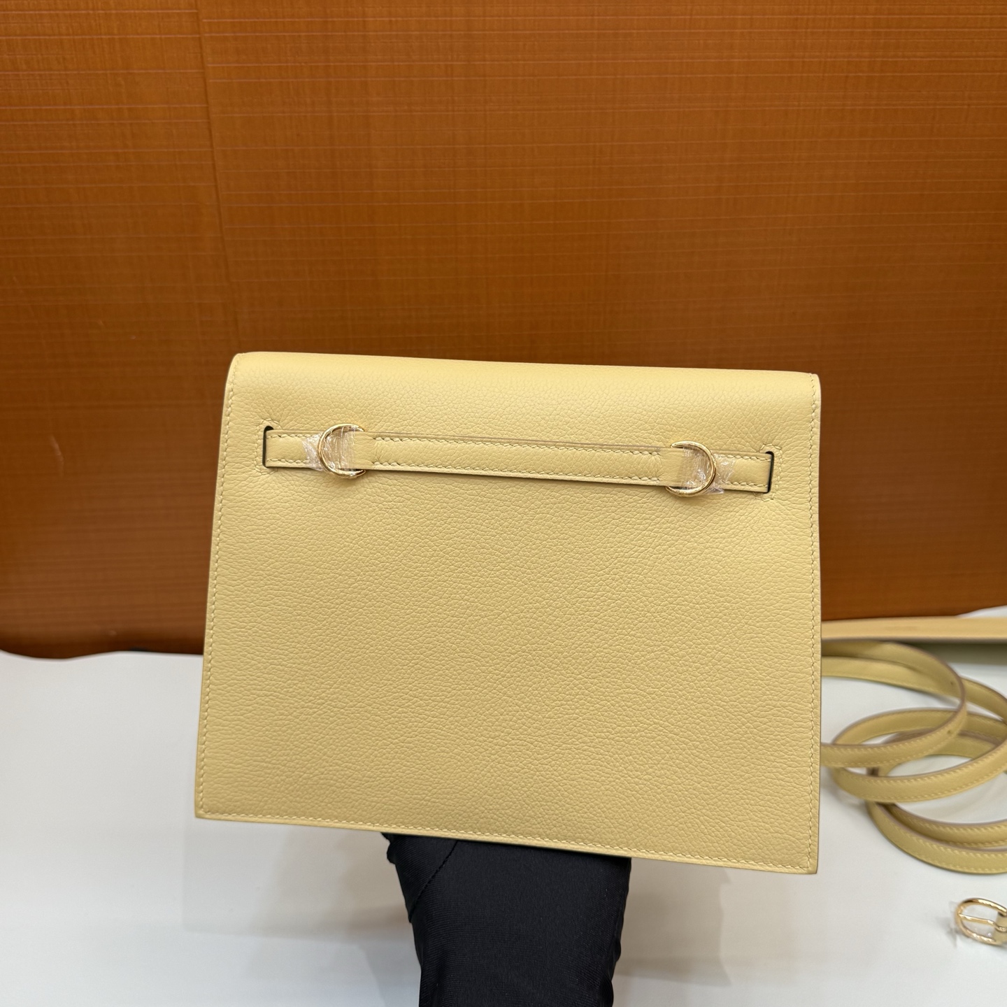 KellyDanse 22cm Evercolor Color: 1Z chick yellow, fully handmade wax thread sewing Gold buckle customized✈️ - Image 16