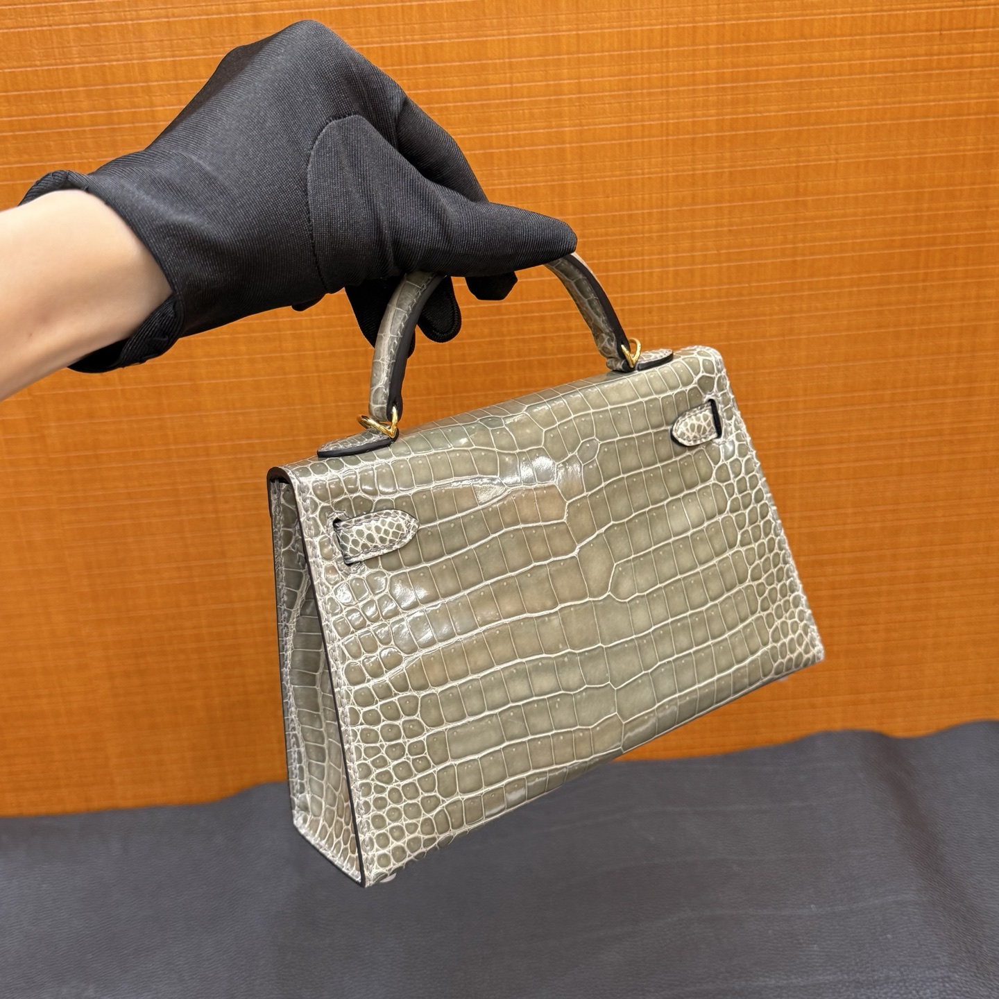 Kelly Mini Shiny Porosus Crocodile Color: CC81 turtle dove gray, fully handmade wax thread sewing, GHW customized✈️ - Image 12