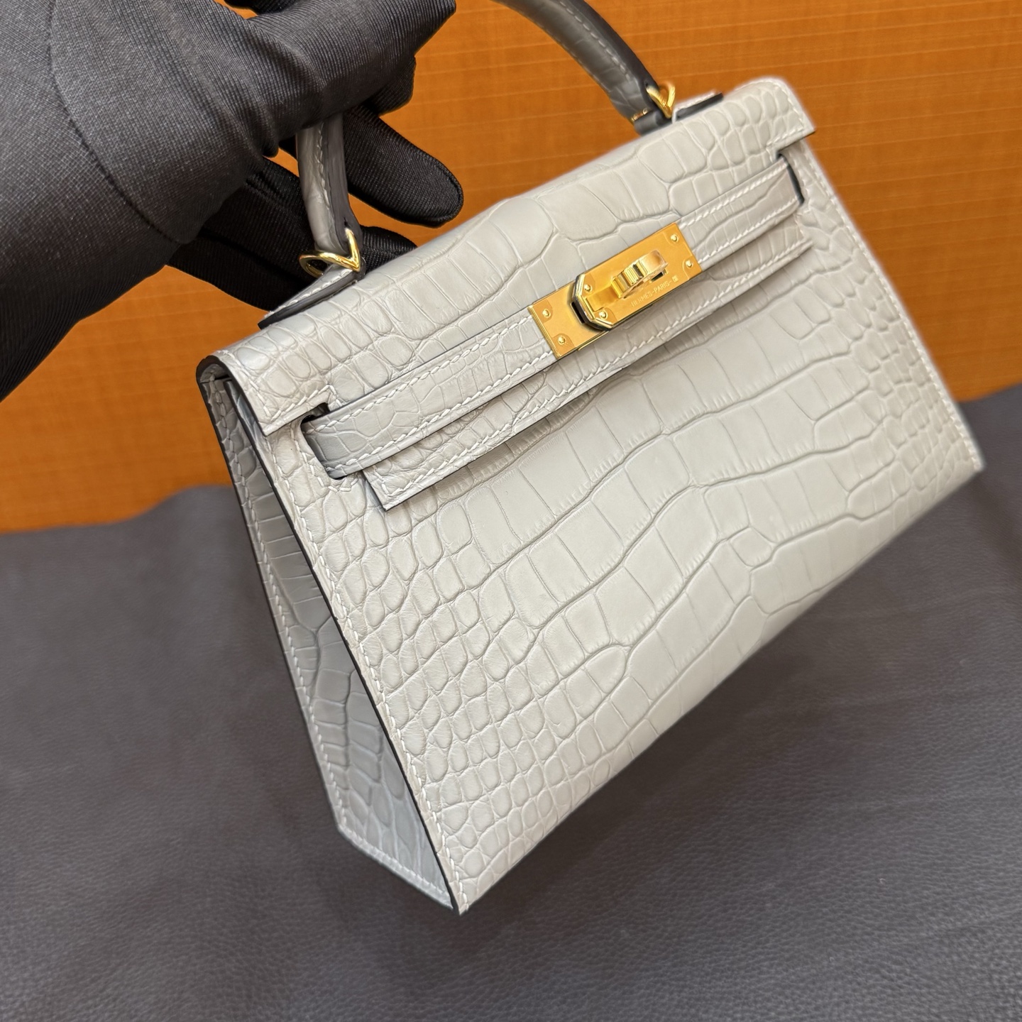Kelly Mini Matte Alligator Crocodile Color: 0V cement gray, gold buckle, fully hand-waxed seams Ghw customized✈️ - Image 5
