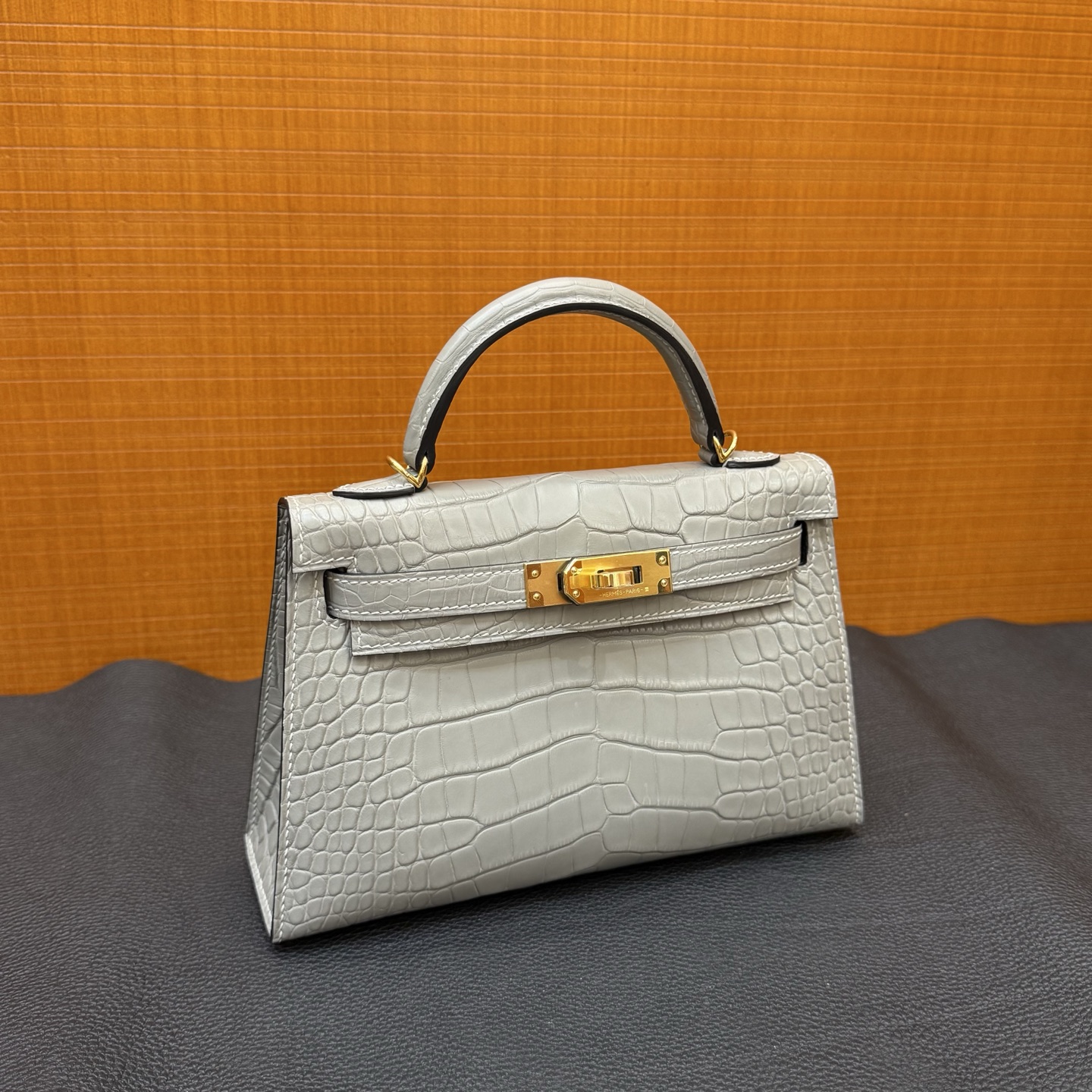 Kelly Mini Matte Alligator Crocodile Color: 0V cement gray, gold buckle, fully hand-waxed seams Ghw customized✈️ - Image 17