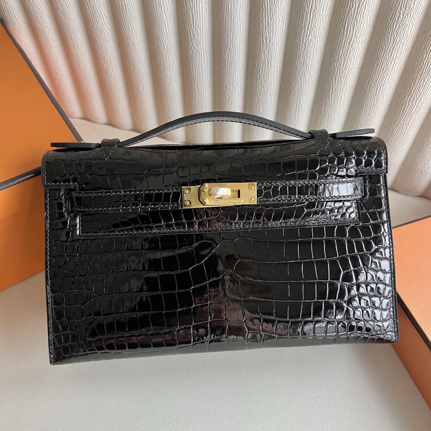MiniKelly Pochette 22cm glossy inverted V Australian crocodile Shiny Porosus Crocodile Color: CC89 black Noir fully handmade wax thread sewing Gold buckle customized✈️