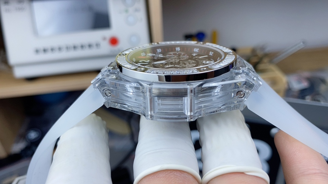 Hublot diamond ring explosion - Image 3