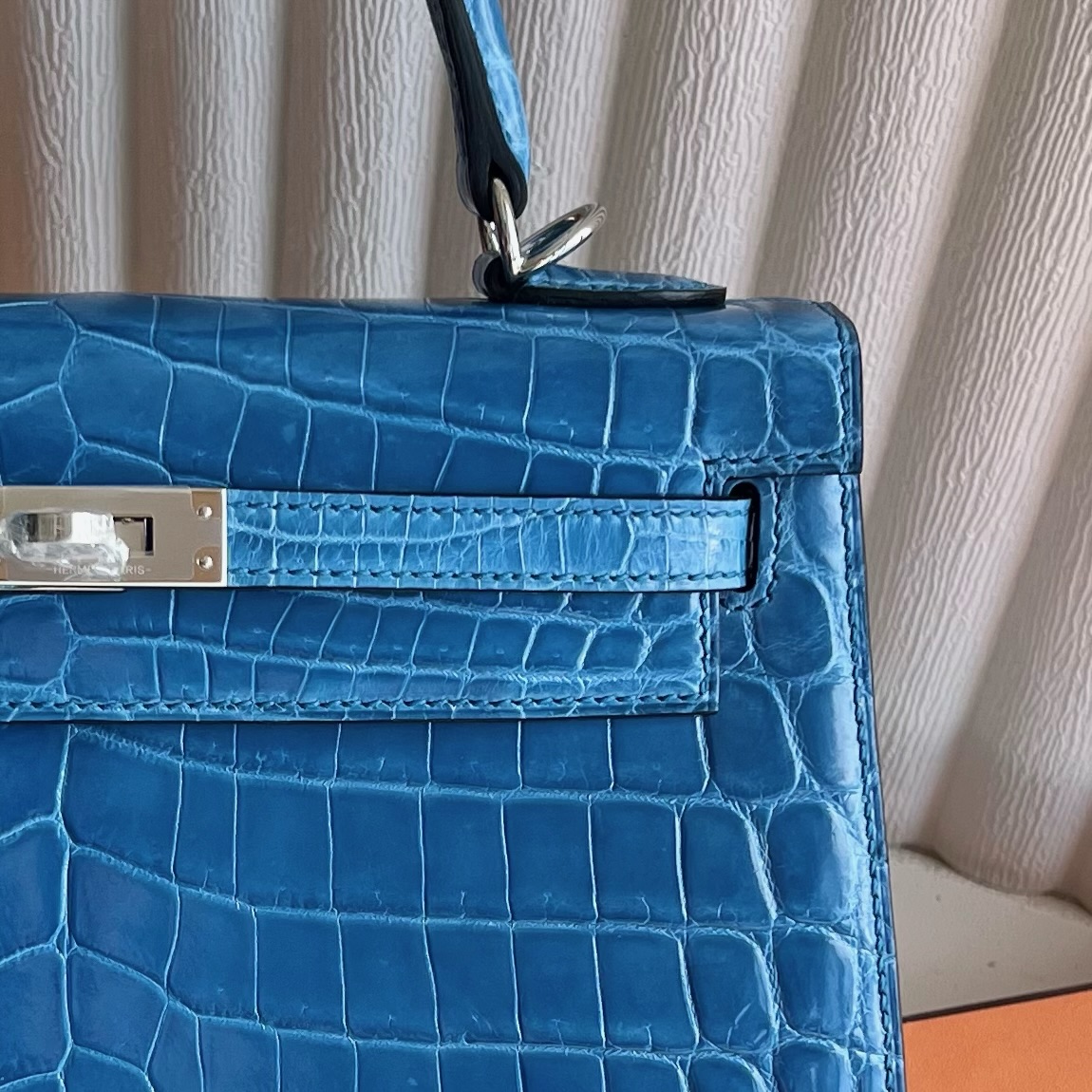 Kelly 25cm shiny nilo crocodile Color: 7Q Greek blue, silver buckle, fully handmade wax stitching phw customization✈️