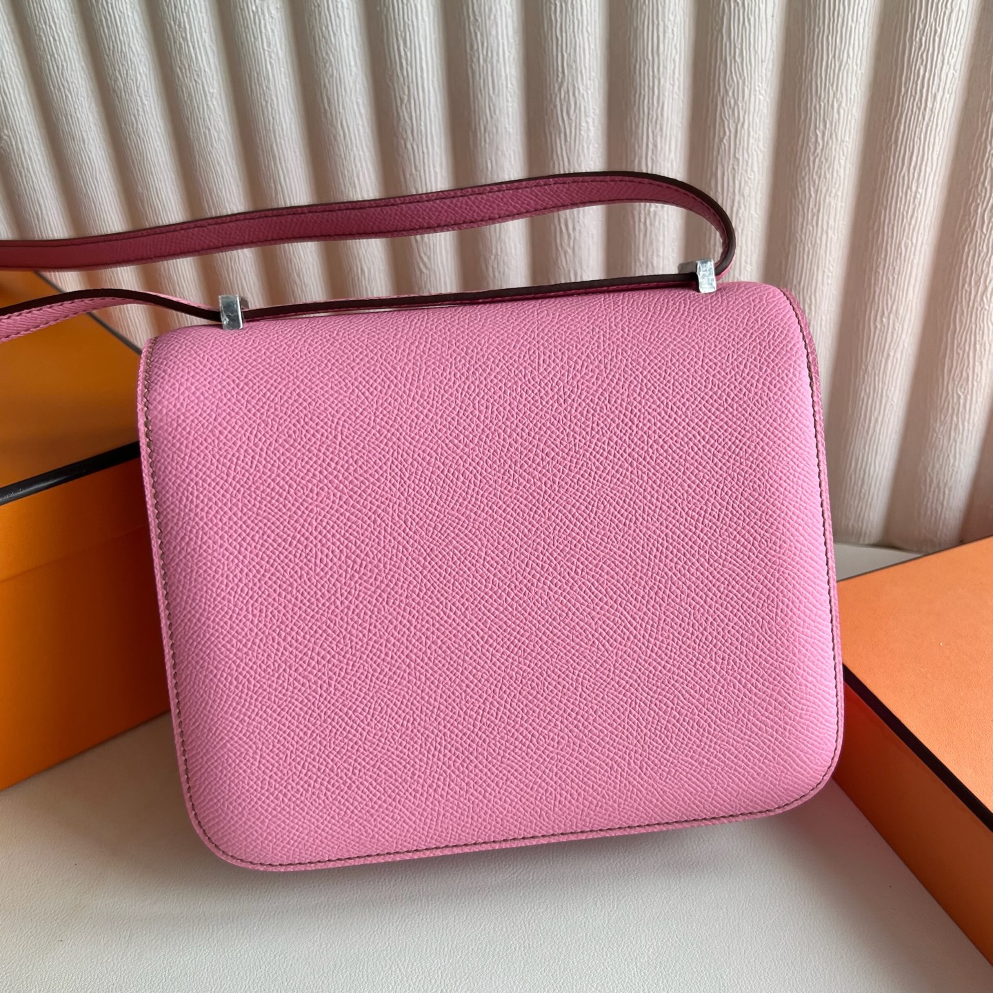 Constance 18cm Epsom Color: 5P cherry blossom pink, fully handmade wax thread sewing Silver buckle customized✈️ - Image 4
