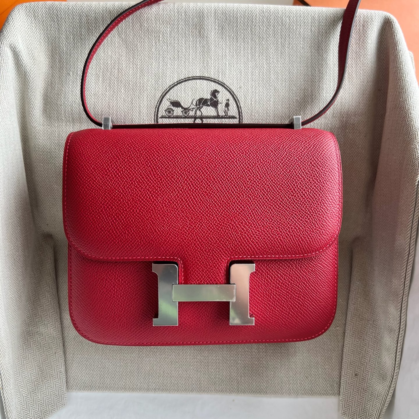 Constance 18cm Epsom Color: Q5 national flag red, fully handmade wax stitching Silver buckle customized✈️ - Image 11