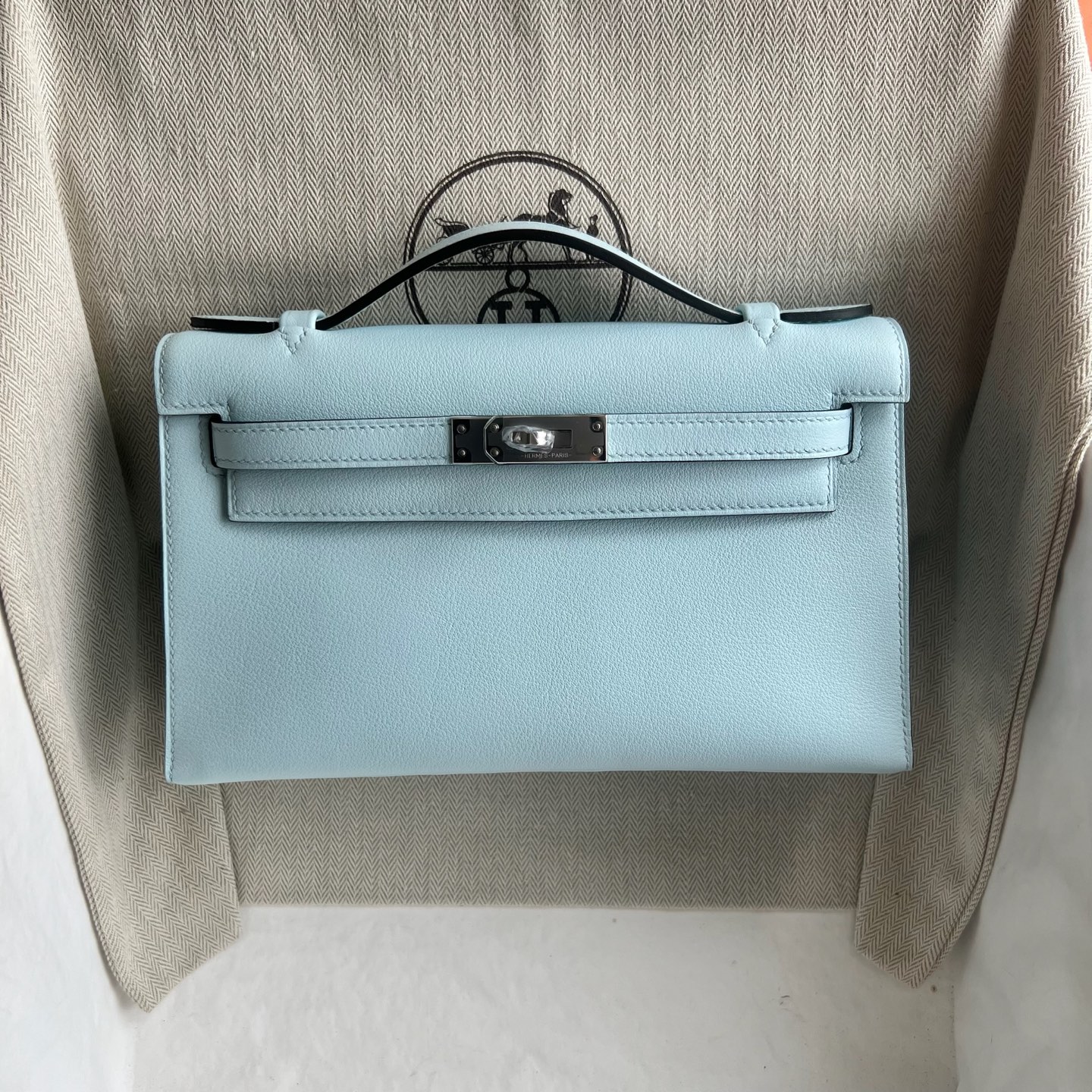 Mini Kelly Pochette 22cm Swift Color: U2 breeze blue, fully handmade wax stitching Silver buckle customized✈️ - Image 10