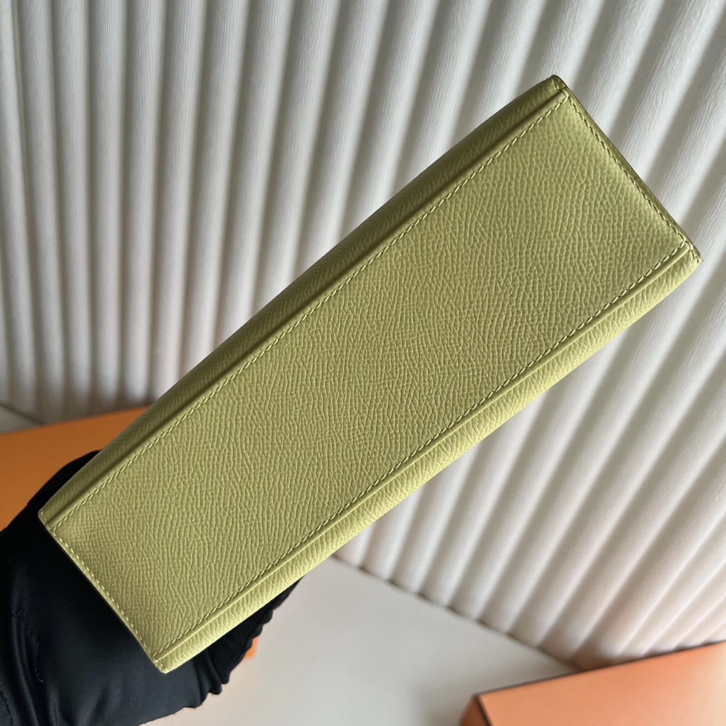 Mini Kelly Pochette 22cm Epsom Color: 1Z chick yellow Jaune Poussin Fully handmade wax thread sewing Silver buckle customized✈️ - Image 9