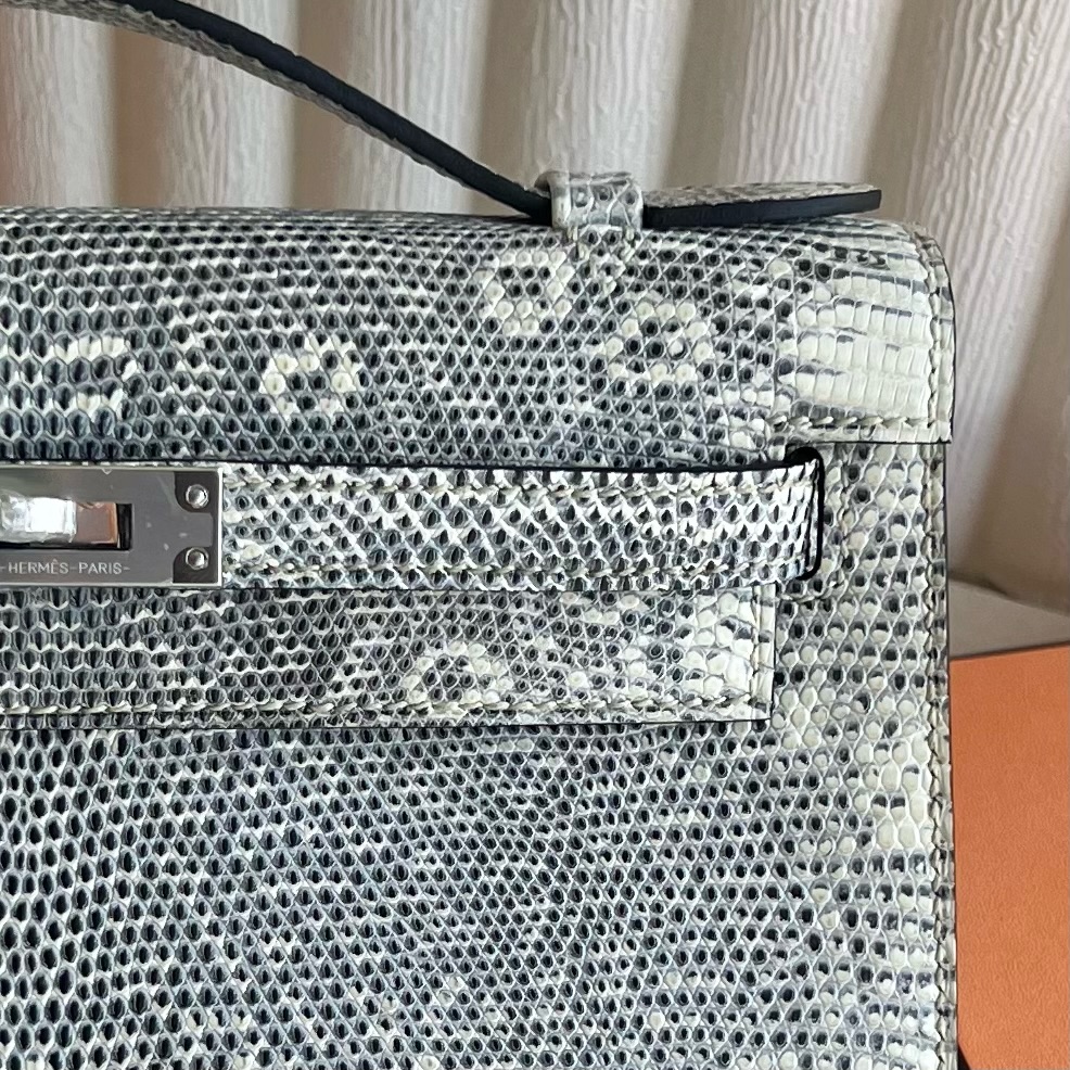 Mini Kelly Pochette 22cm Lizard imported lizard skin Color: 1B natural color, silver buckle, fully handmade wax stitching Phw customized✈️ - Image 2