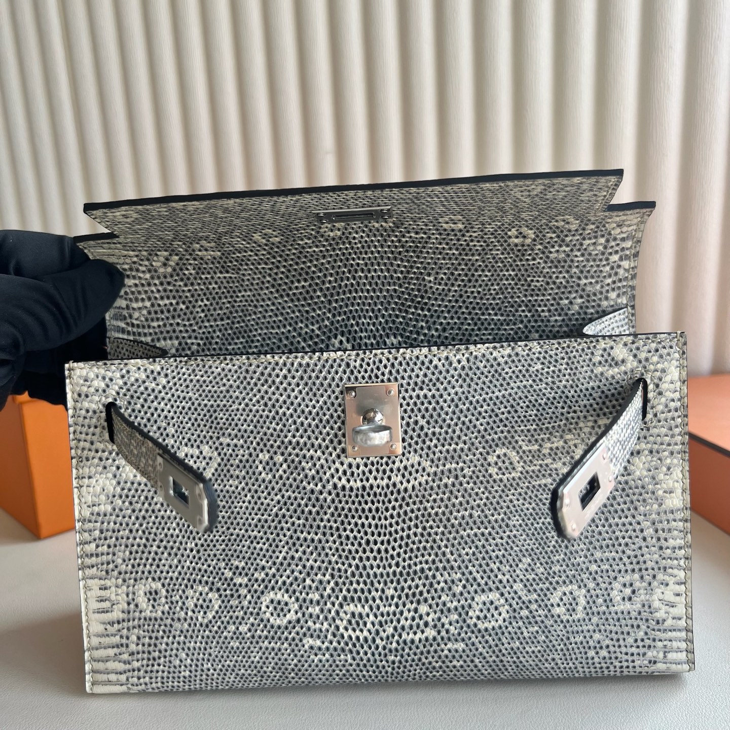 Mini Kelly Pochette 22cm Lizard imported lizard skin Color: 1B natural color, silver buckle, fully handmade wax stitching Phw customized✈️ - Image 8