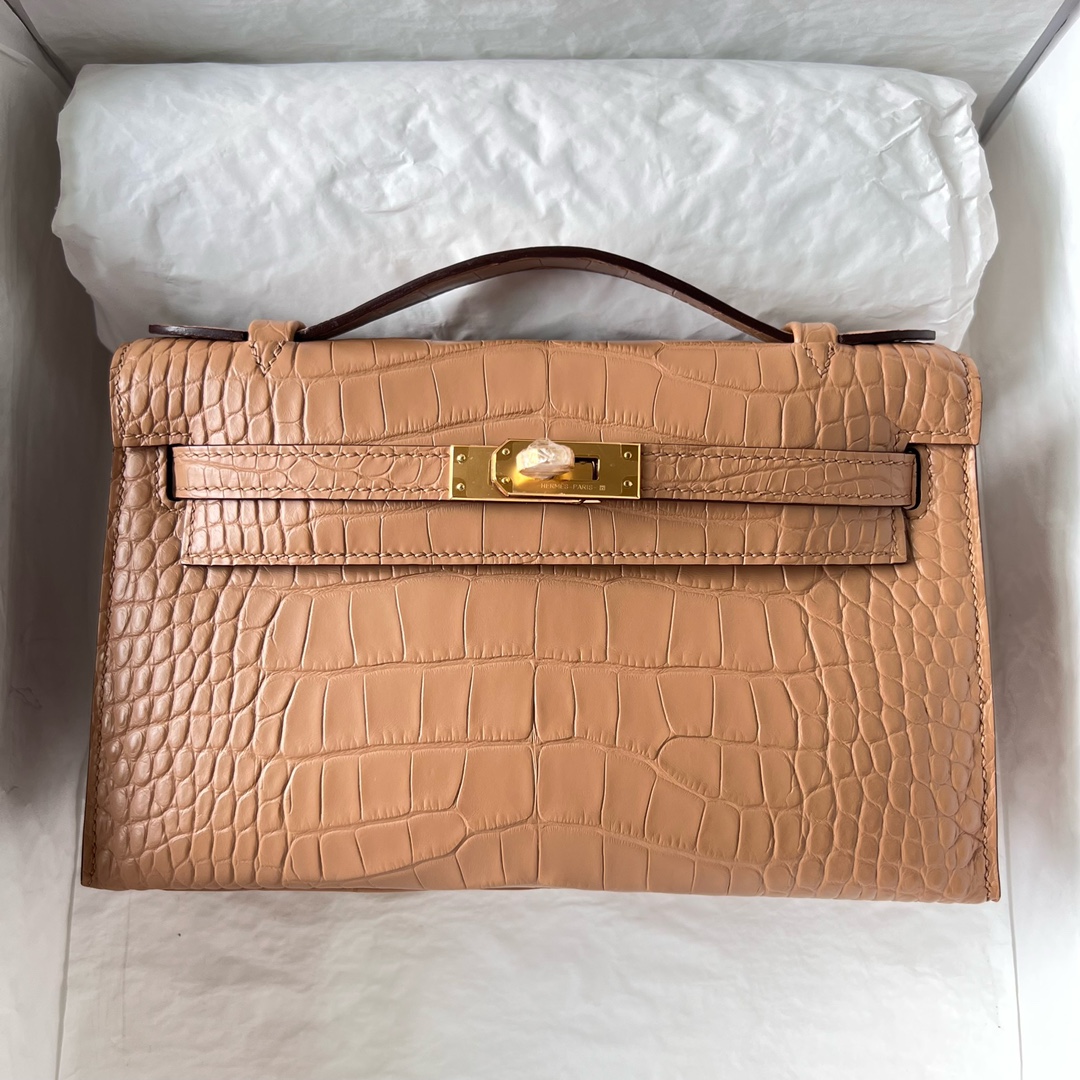 Mini Kelly Pochette 22cm matte American crocodile 0M milk tea color Chai gold buckle fully handmade wax stitching Ghw customized✈️