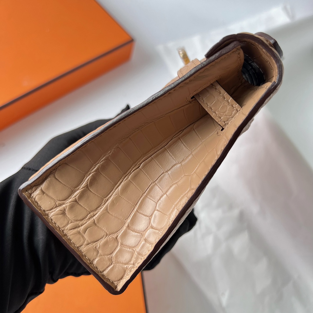 Mini Kelly Pochette 22cm matte American crocodile 0M milk tea color Chai gold buckle fully handmade wax stitching Ghw customized✈️ - Image 4