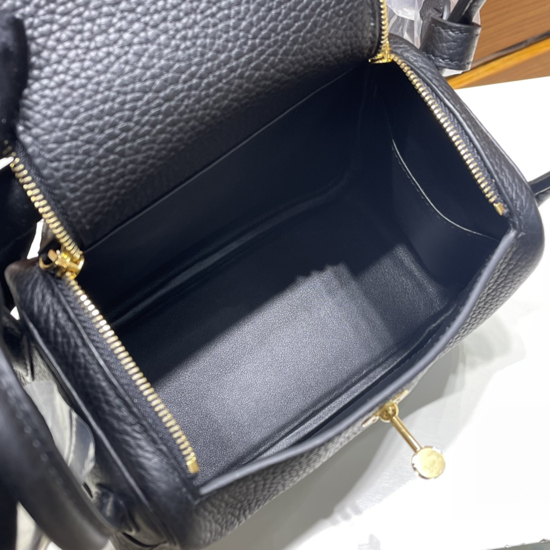 Mini Lindy Clemence 89 black Noir gold buckle fully handmade wax stitching Ghw Stock - Image 5