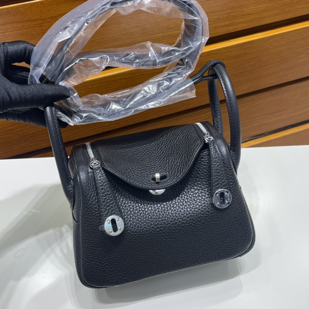 Mini Lindy Clemence Ck89 black Noir silver buckle fully handmade wax stitching Phw Stock