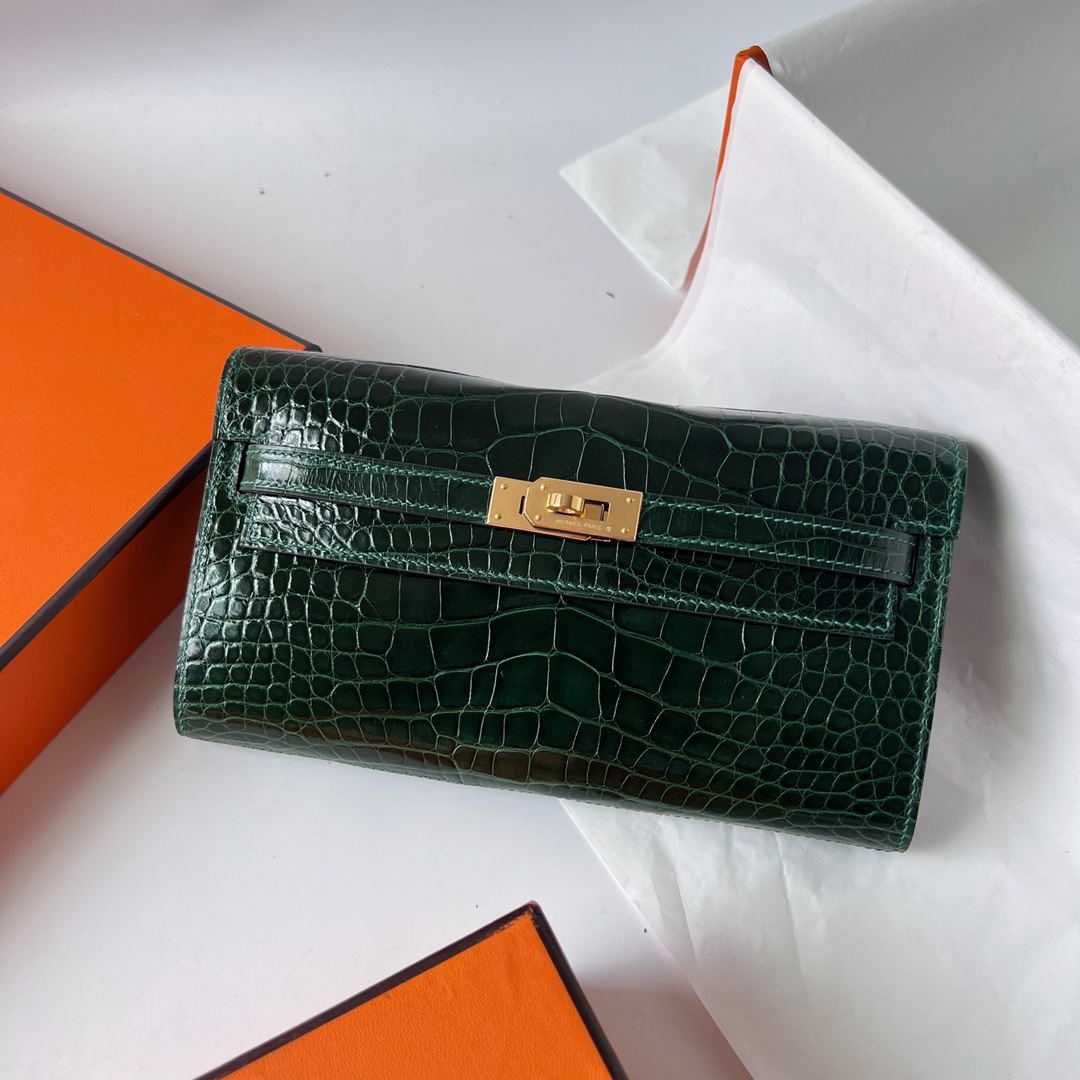 Kelly to go glossy American crocodile 67 emerald gold buckle fully handmade wax stitching Ghw Stock
