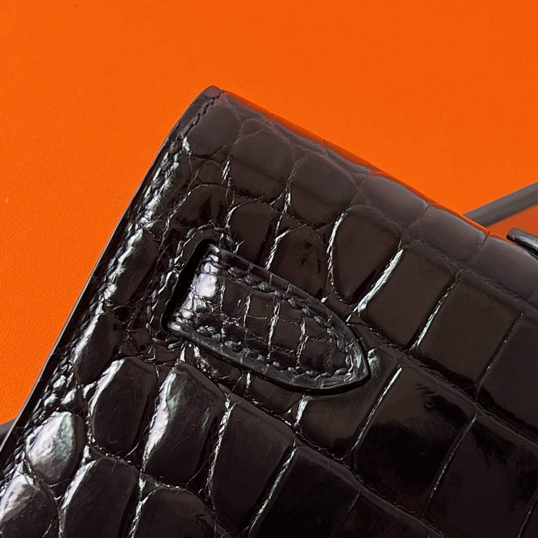 Kelly cut 31cm shiny inverted v Australian crocodile Ck89 black silver buckle shiny porosus crocodile fully handmade wax thread sewing phw stock - Image 5